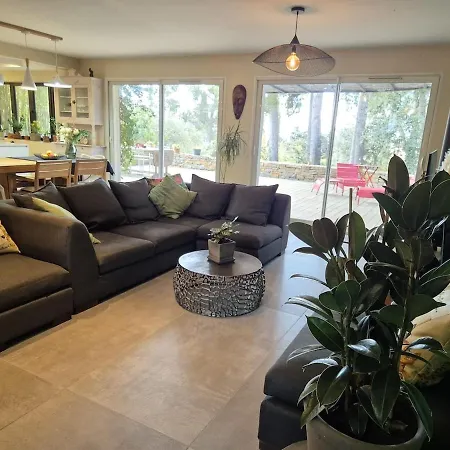 Сasa de vacaciones Maison L'oasis 8 Personnes Piscine