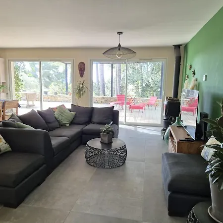 Сasa de vacaciones Maison L'oasis 8 Personnes Piscine *